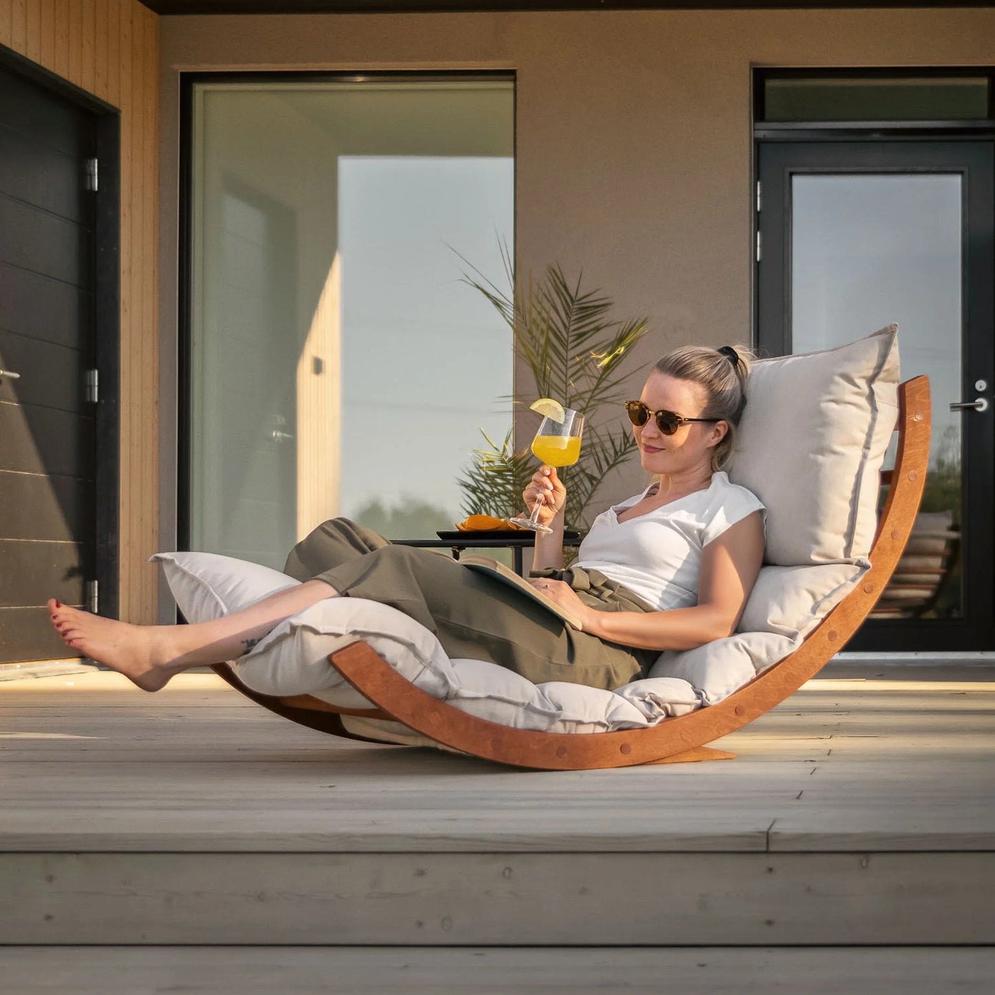 Laaksu Rocking Lounger