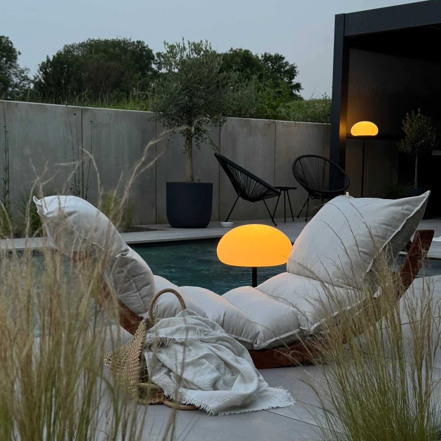 Laaksu Rocking Lounger